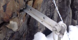 snow picket